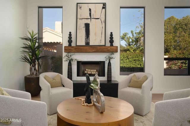 8100 E CAMELBACK Road 175, Scottsdale, AZ 85251