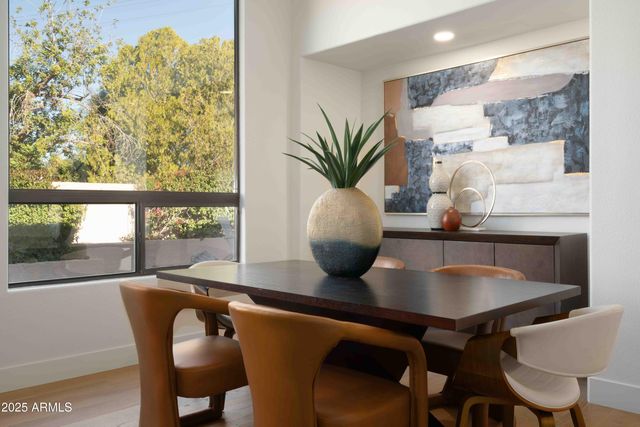 8100 E CAMELBACK Road 175, Scottsdale, AZ 85251