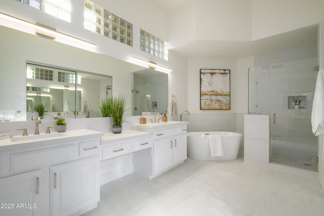 8100 E CAMELBACK Road 175, Scottsdale, AZ 85251