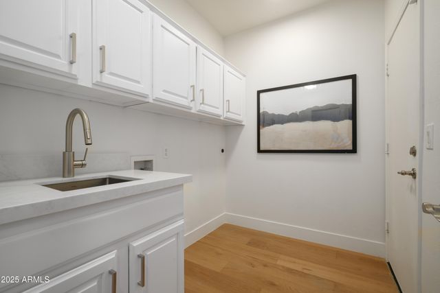 8100 E CAMELBACK Road 175, Scottsdale, AZ 85251