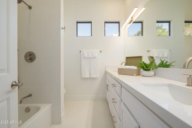 8100 E CAMELBACK Road 175, Scottsdale, AZ 85251