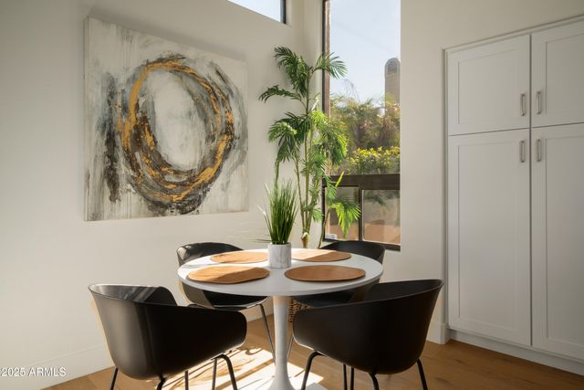 8100 E CAMELBACK Road 175, Scottsdale, AZ 85251