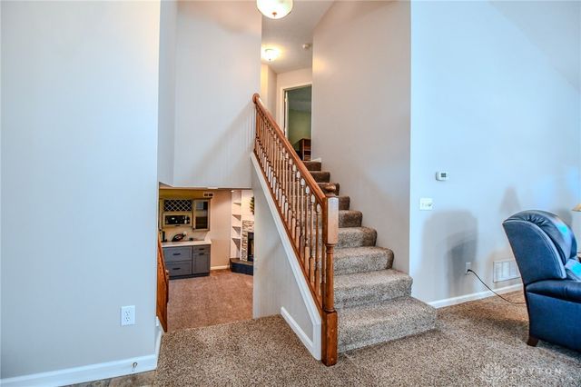 6774 Evergreen Circle, Huber Heights, OH 45424