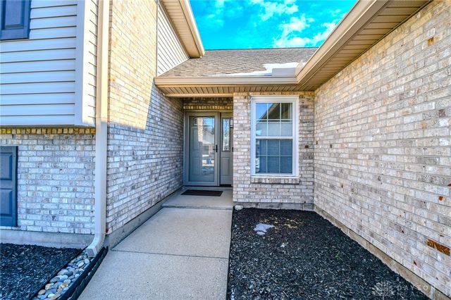 6774 Evergreen Circle, Huber Heights, OH 45424