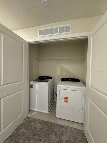 105 VIOLET VINE LN, Oviedo, FL 32765