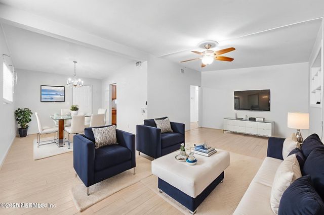 2203 LIMOGES Drive E, Jacksonville, FL 32210