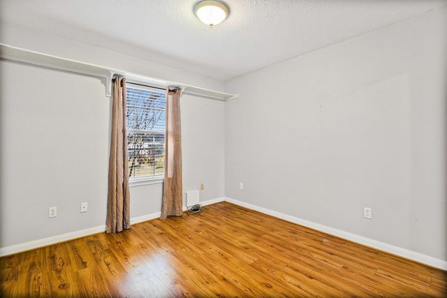 1060 Yaupon Cove Drive, Onalaska, TX 77360