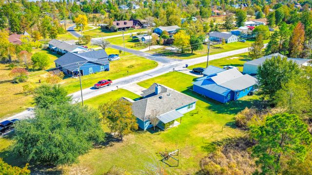 1060 Yaupon Cove Drive, Onalaska, TX 77360