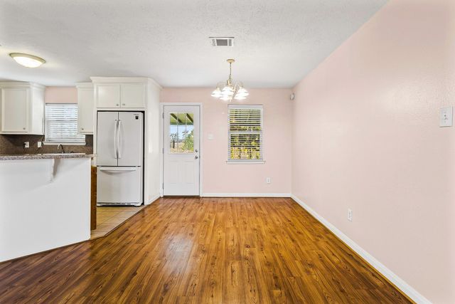 1060 Yaupon Cove Drive, Onalaska, TX 77360