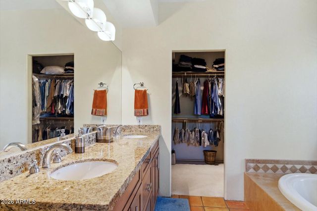 7676 E NONCHALANT Avenue, Carefree, AZ 85377