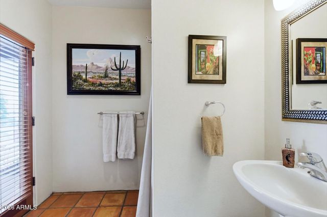 7676 E NONCHALANT Avenue, Carefree, AZ 85377