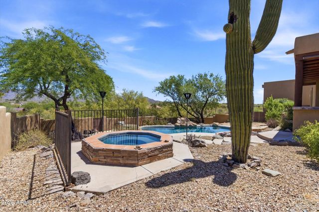 7676 E NONCHALANT Avenue, Carefree, AZ 85377