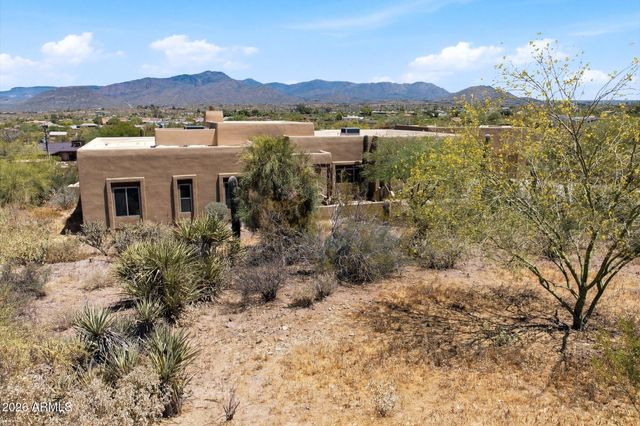 7676 E NONCHALANT Avenue, Carefree, AZ 85377