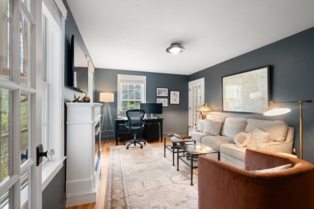 70 S Main St, Sherborn, MA 01770