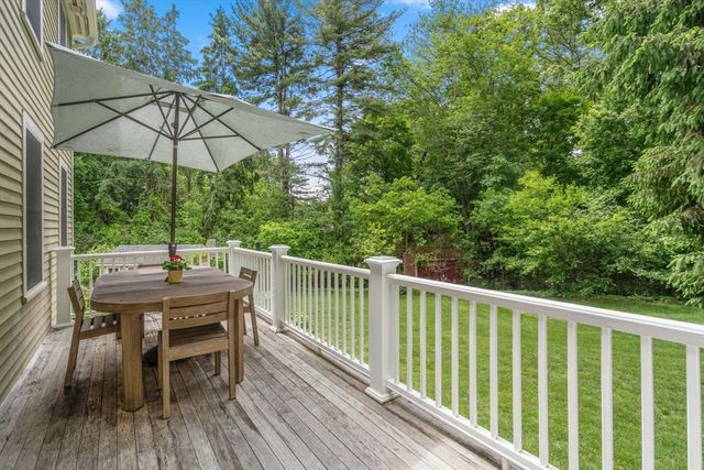 70 S Main St, Sherborn, MA 01770