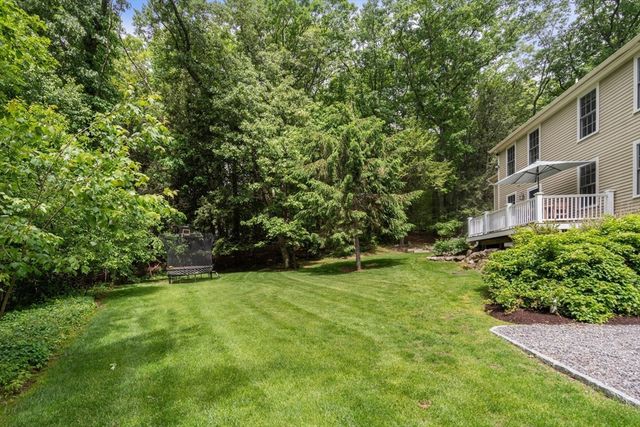 70 S Main St, Sherborn, MA 01770