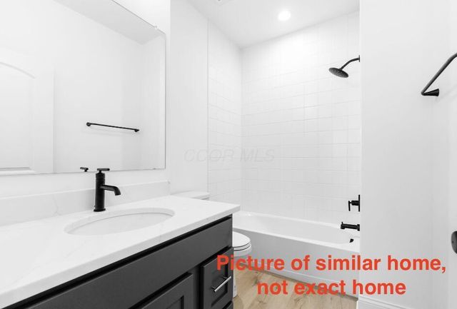 5117 Maple Drive, Lewis Center, OH 43035