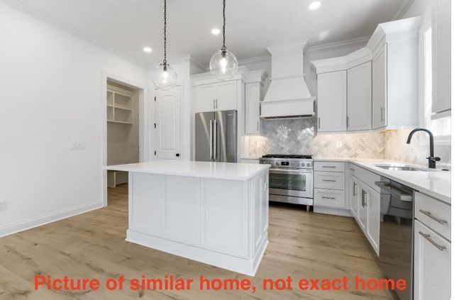 5117 Maple Drive, Lewis Center, OH 43035