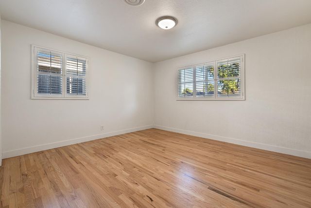 1410 Maplewood Dr, Modesto, CA 95350