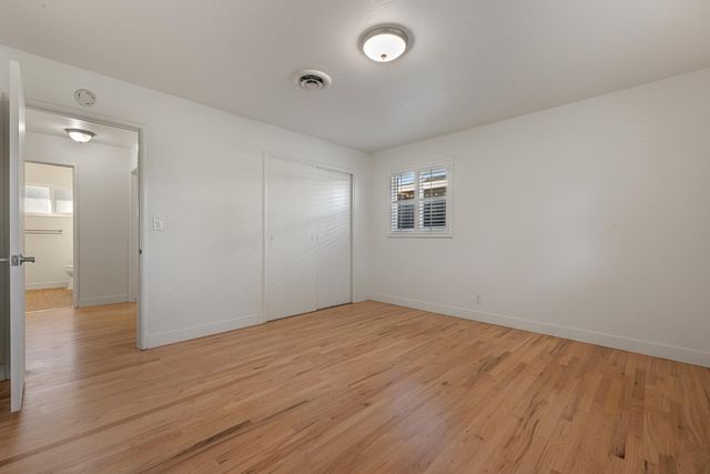 1410 Maplewood Dr, Modesto, CA 95350