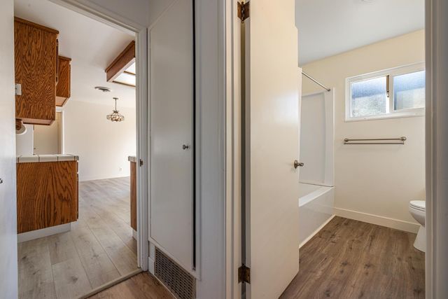 1410 Maplewood Dr, Modesto, CA 95350