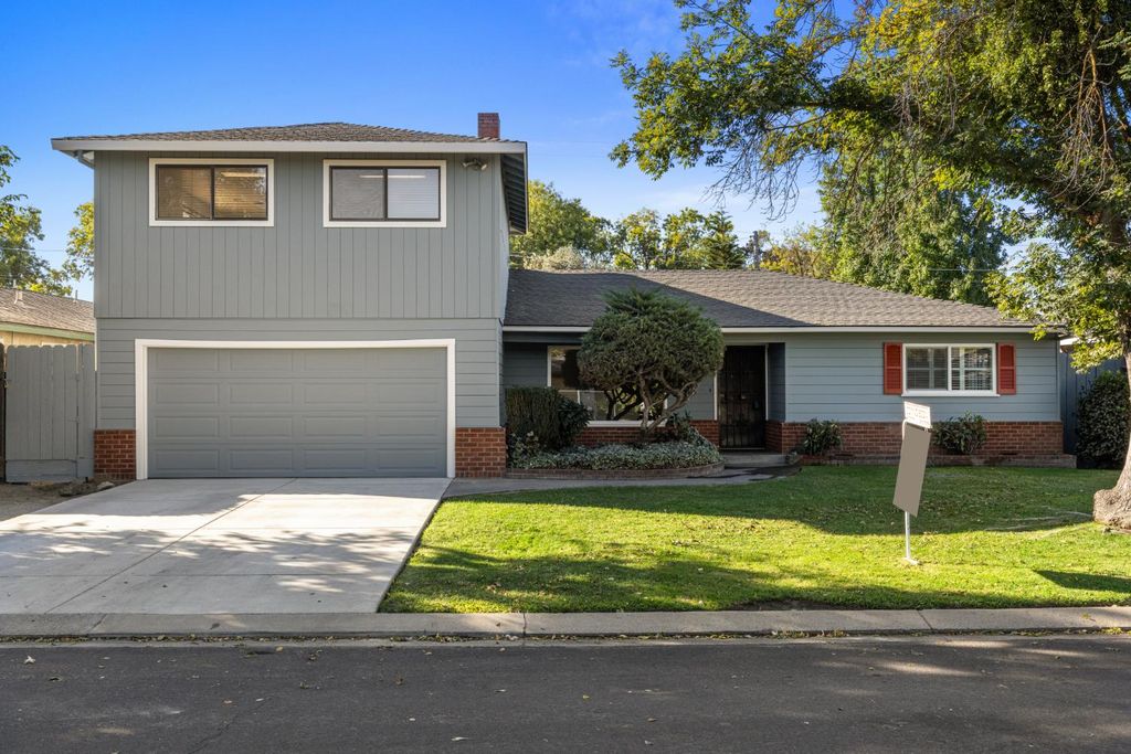 1410 Maplewood Dr, Modesto, CA 95350