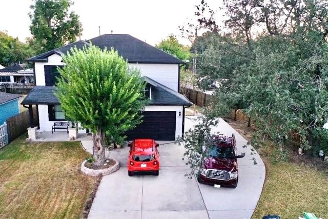 6641 Midfield Drive, Houston, TX 77092