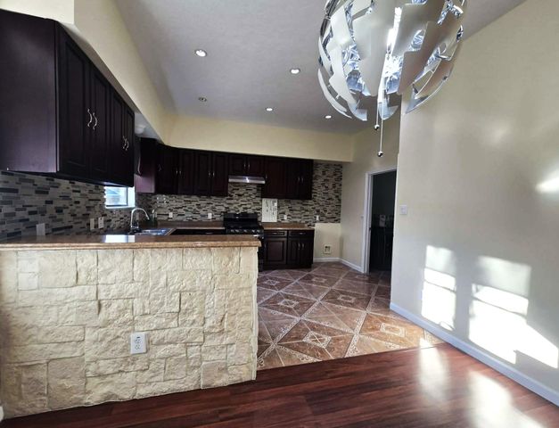 6641 Midfield Drive, Houston, TX 77092