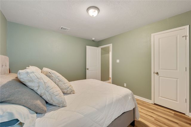 2050 Viva Road, Bryan, TX 77807