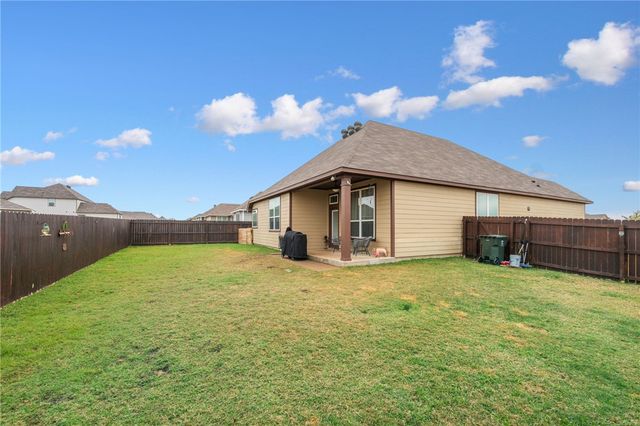 2050 Viva Road, Bryan, TX 77807