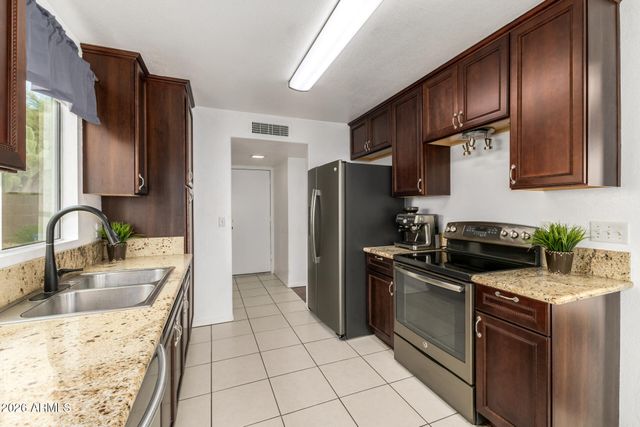 4313 E DESERT TRUMPET Road, Phoenix, AZ 85044