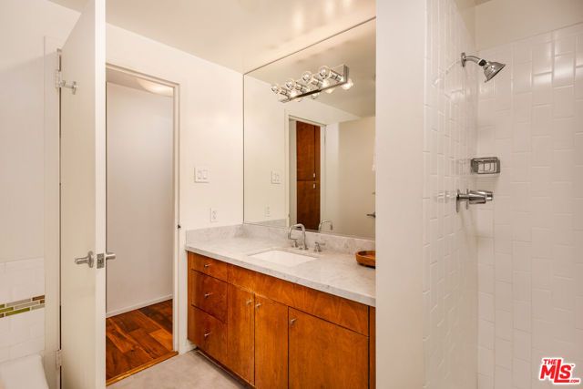 4455 Los Feliz Boulevard 207, Los Angeles, CA 90027