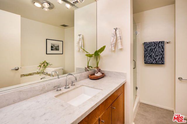 4455 Los Feliz Boulevard 207, Los Angeles, CA 90027