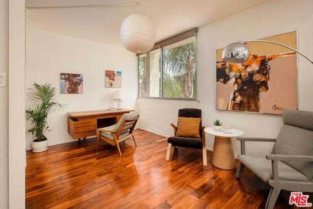4455 Los Feliz Boulevard 207, Los Angeles, CA 90027
