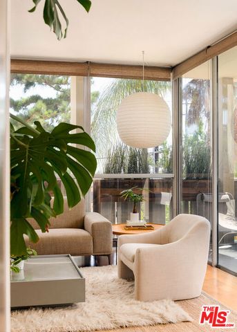 4455 Los Feliz Boulevard 207, Los Angeles, CA 90027