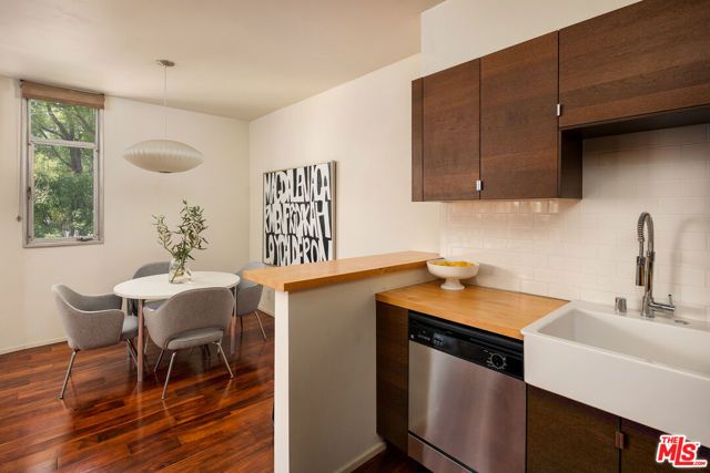 4455 Los Feliz Boulevard 207, Los Angeles, CA 90027
