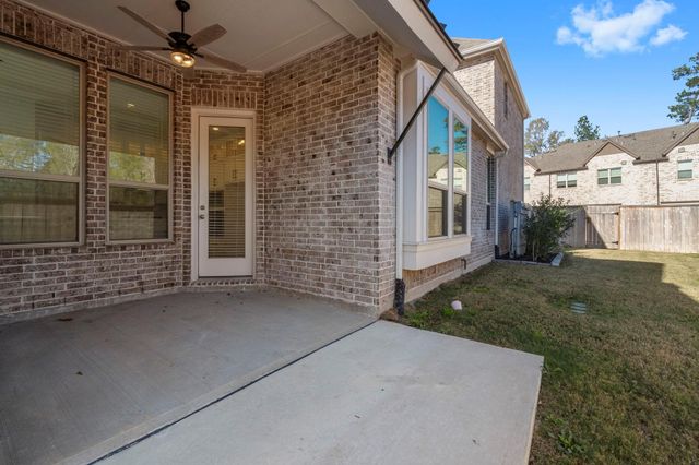 567 Cypress Valley Avenue, Montgomery, TX 77316