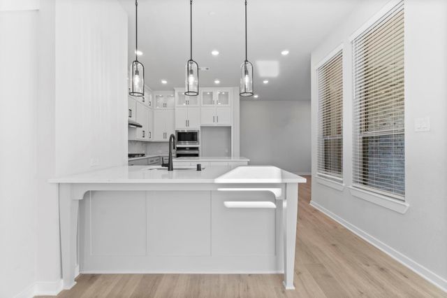 567 Cypress Valley Avenue, Montgomery, TX 77316