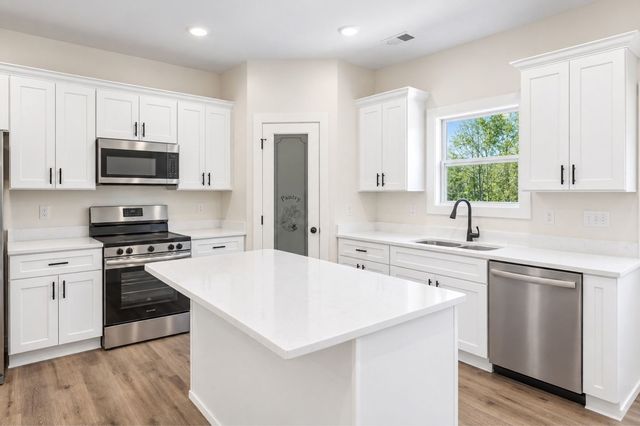 7212 Carthage Road, Pleasant Shade, TN 37145