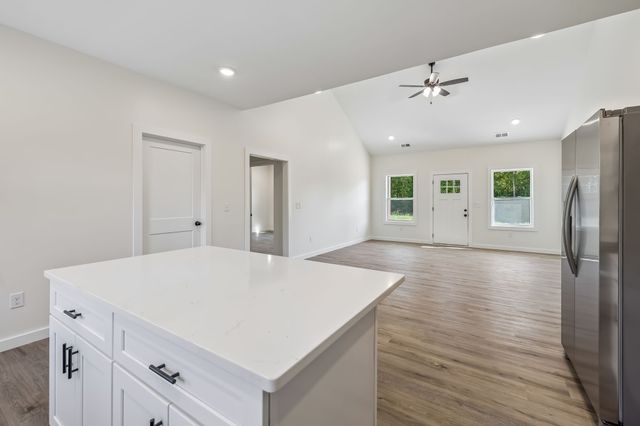 7212 Carthage Road, Pleasant Shade, TN 37145