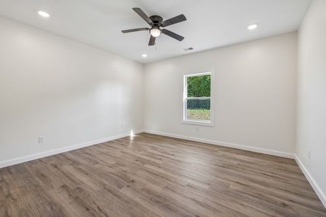 7212 Carthage Road, Pleasant Shade, TN 37145