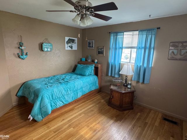 6840 Flintlock Ridge, Shelby Twp, MI 48317