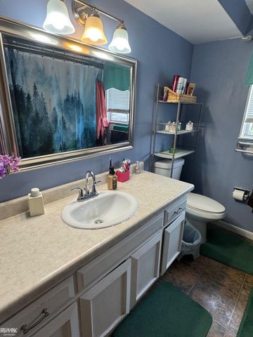 6840 Flintlock Ridge, Shelby Twp, MI 48317