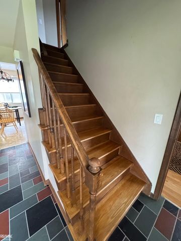 6840 Flintlock Ridge, Shelby Twp, MI 48317