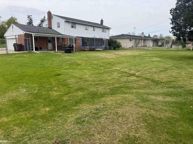 6840 Flintlock Ridge, Shelby Twp, MI 48317