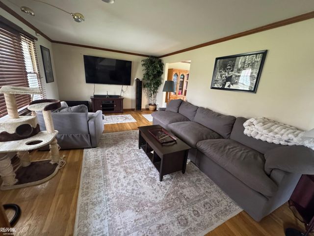 6840 Flintlock Ridge, Shelby Twp, MI 48317