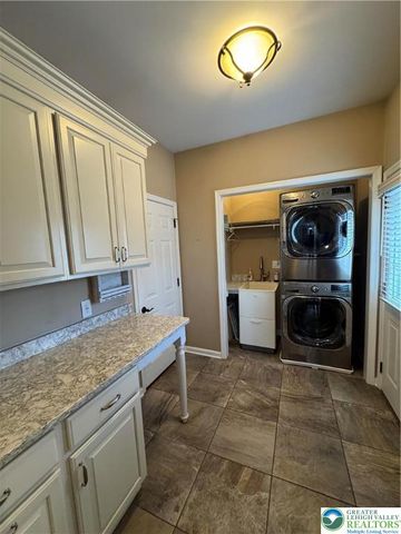 2570 Steele Lane, Forks Twp, PA 18040