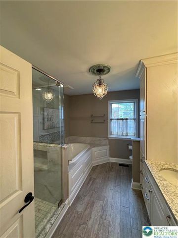 2570 Steele Lane, Forks Twp, PA 18040