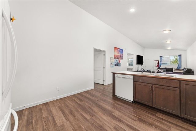 123 S TREELINE St, Airway Heights, WA 99001