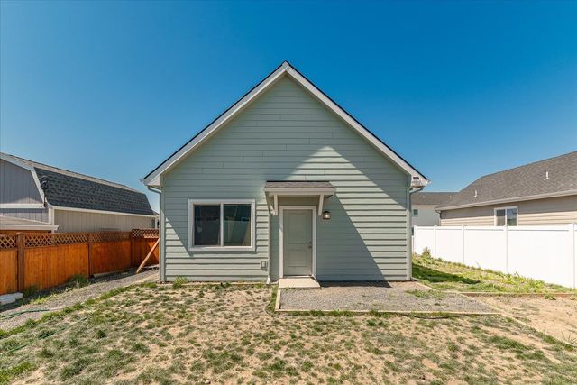 123 S TREELINE St, Airway Heights, WA 99001